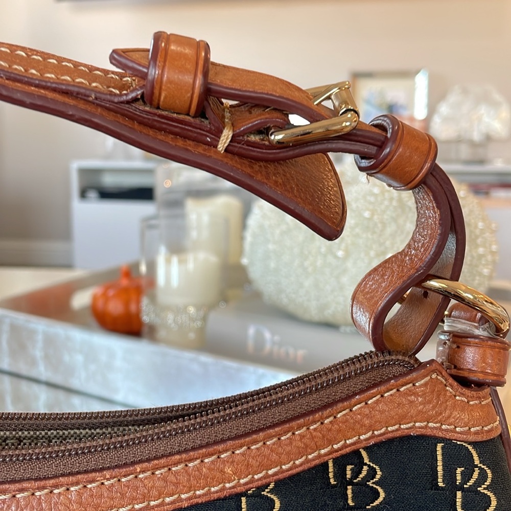 Dooney & Bourke East West shoulder monogram canvas purse bag - Picture 5 of 6